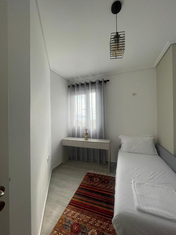 Kraal Apartments Vlorë Exterior foto